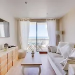 Flat In The Port Of * Arcachon
