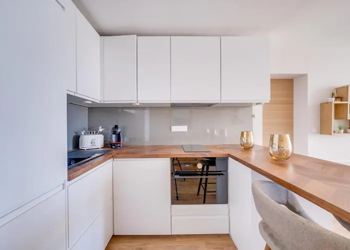 Flat In The Port Of * Arcachon
